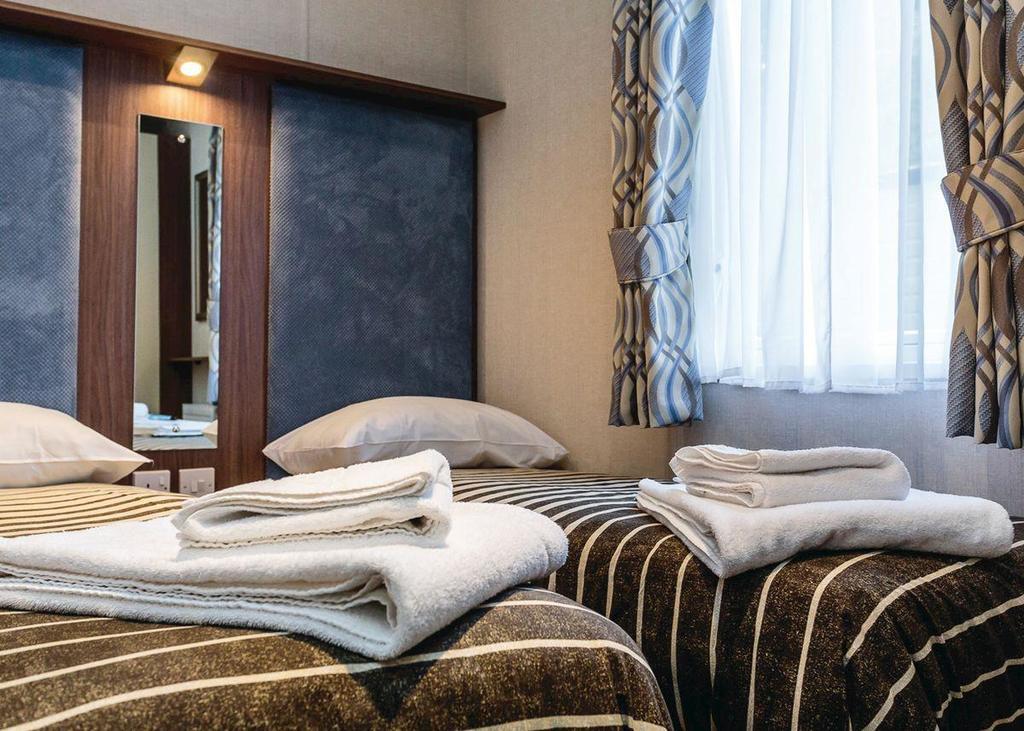 Weston Wood Lodges Melbourne  Eksteriør billede
