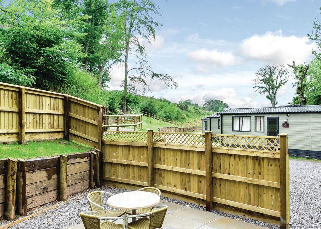 Weston Wood Lodges Melbourne  Eksteriør billede