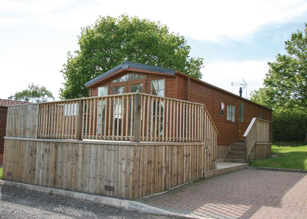 Weston Wood Lodges Melbourne  Eksteriør billede